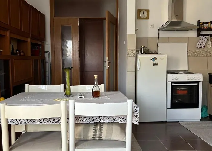 Lana 아파트 트레빈예